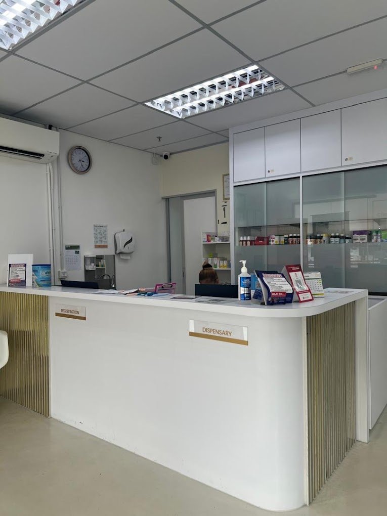 Klinik DSH Penang clinic reception and consultation room, Sungai Nibong Bayan Lepas